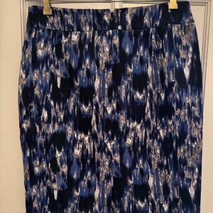 NWT ANN TAYLOR multicolor skirt size 8 + Amicale 100% CASHMERE block color top